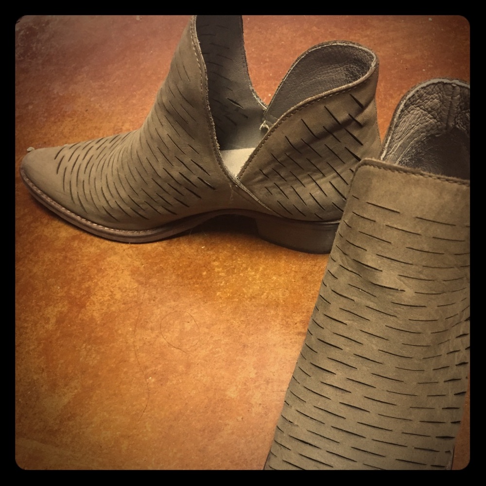 Steve Madden ankle boots